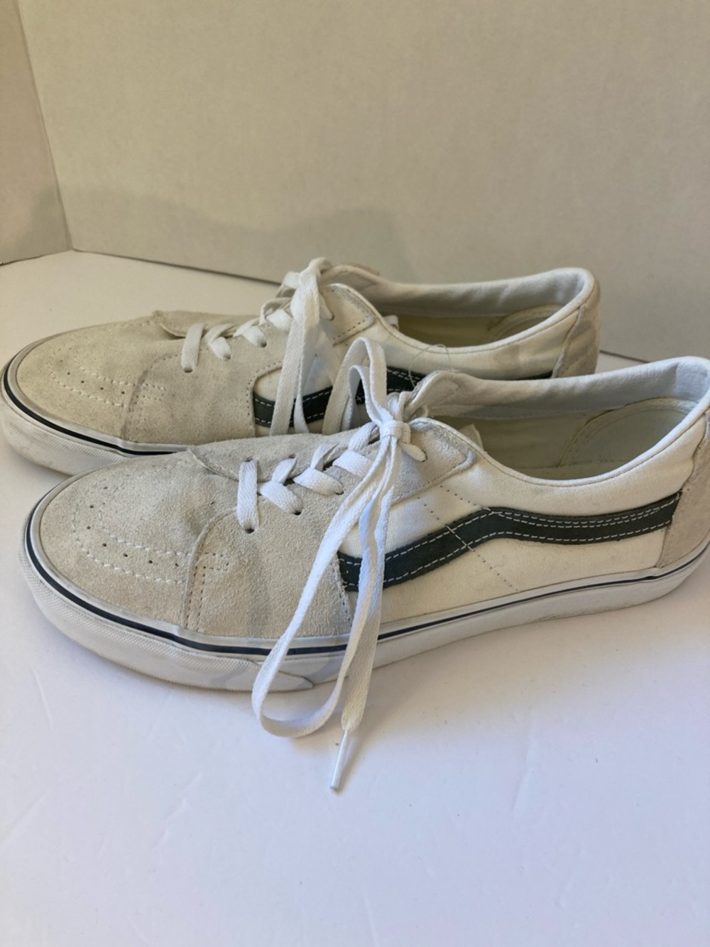 Vans SK-8 low utility blanc de blanc+kaki suede sneakers men’s size 10